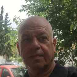 Single Greek man in Pireas, Greece