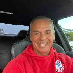 Single Greek man in Los Angeles, California, United States