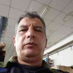 Single Greek man in Rodos, Greece