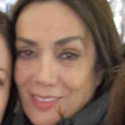 Single Greek woman in London, UK, United Kingdom