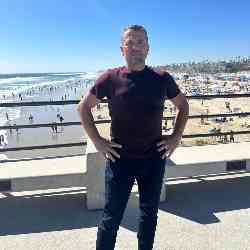 Single Greek man in Chicago, IL, United States