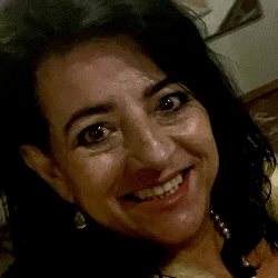 Single Greek woman in Brisbane City, Queensland, Australia