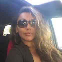 Single Greek woman in New York, New York, United States