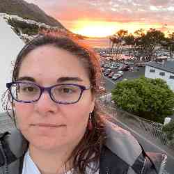 Single Greek woman in London, England, United Kingdom