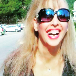 Single Greek woman in Thessaloniki, Ελλάδα, Greece