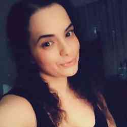 Single Greek woman in Toronto, Ontario, Canada