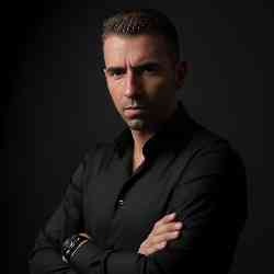 Single Greek man in Ioannina, Ελλάδα, Greece