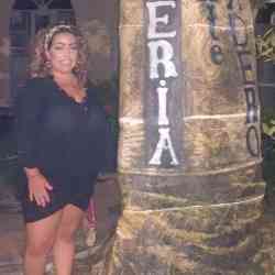 Single Greek woman in Toronto, ON, Canada