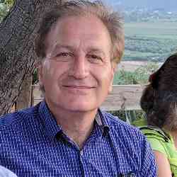 Single Greek man in Boston, MA, United States