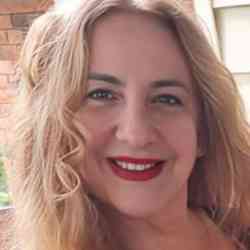 Single Greek woman in Sydney, NSW, Australia