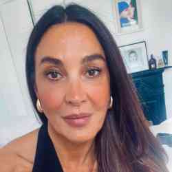 Single Greek woman in Norwich, UK, United Kingdom