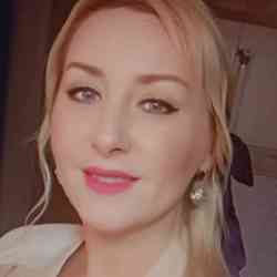 Single Greek woman in Athens, Греция, Greece