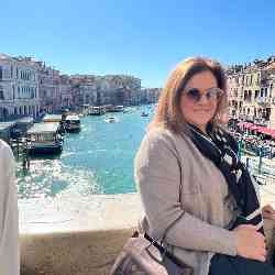 Single Greek woman in Athens, Greece, Greece