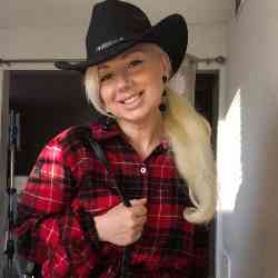 Single Greek woman in Kernersville, NC, United States