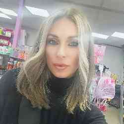 Single Greek woman in Point-Claire, QC, Canada