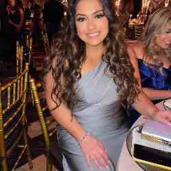 Single Greek woman in Brooklyn, New York, United States