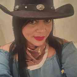 Single Greek woman in Atenas Central, Grecia, Greece