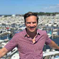 Single Greek man in Valparaiso, Indiana, United States