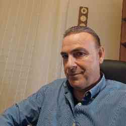 Single Greek man in Alimos, Greece, Greece