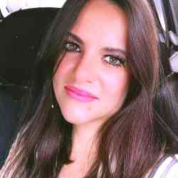 Single Greek woman in Piraeus, Ελλάδα, Greece