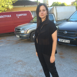 Single Greek woman in Τρίκαλα, Ελλάδα, Greece