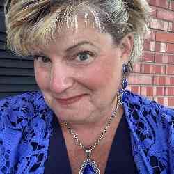 Single Greek woman in Houston, TX, United States