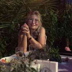 Single Greek woman in Toronto, ON, Canada