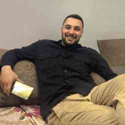 Single Greek man in Πειραιάς, Ελλάδα, Greece