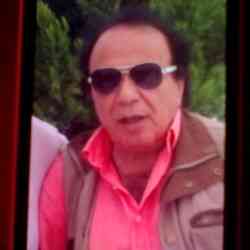 Single Greek man in London, Ηνωμένο Βασίλειο, United Kingdom