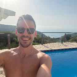 Single Greek man in Chicago, IL, United States