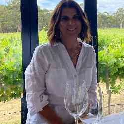 Single Greek woman in Carlingford, NSW, Australia