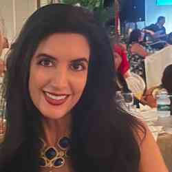 Single Greek woman in Naples, FL, United States