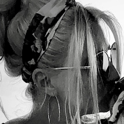 Single Greek woman in Toronto, ON, Canada