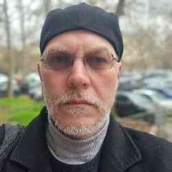 Single Greek man in Thessaloniki, Ελλάδα, Greece