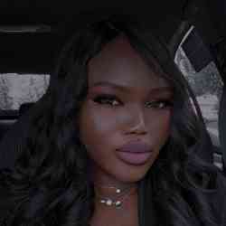 Single Greek woman in Piraeus, Greece, Greece