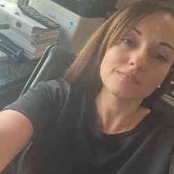 Single Greek woman in Πειραιάς, Ελλάδα, Greece