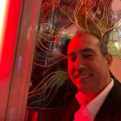 Single Greek man in Marlow, UK, United Kingdom