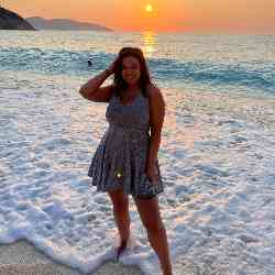 Single Greek woman in Orland Park, IL, United States