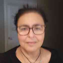 Single Greek woman in Toronto, ON, Canada