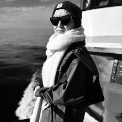 Single Greek woman in Loughton, UK, United Kingdom