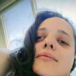 Single Greek woman in Pittsburgh, PA, United States