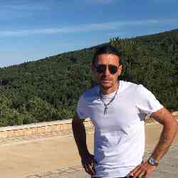 Single Greek man in Chania, Grecia, Greece