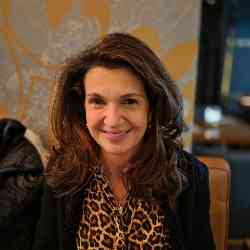 Single Greek woman in Toronto, ON, Canada