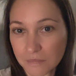 Single Greek woman in New York, NY, United States