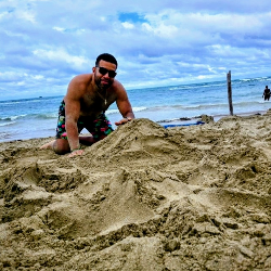 Single Greek man in Washington D.C., DC, United States