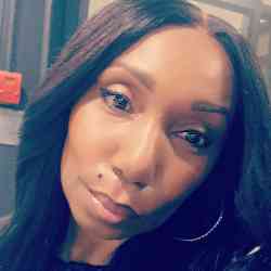 Single Greek woman in Toronto, ON, Canada