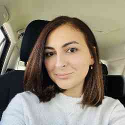 Single Greek woman in London, UK, United Kingdom