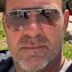 Single Greek man in Βριλήσσια, Ελλάδα, Greece