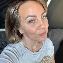 Single Greek woman in Chania, Griekenland, Greece