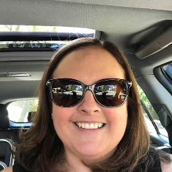 Single Greek woman in Boston, MA, United States